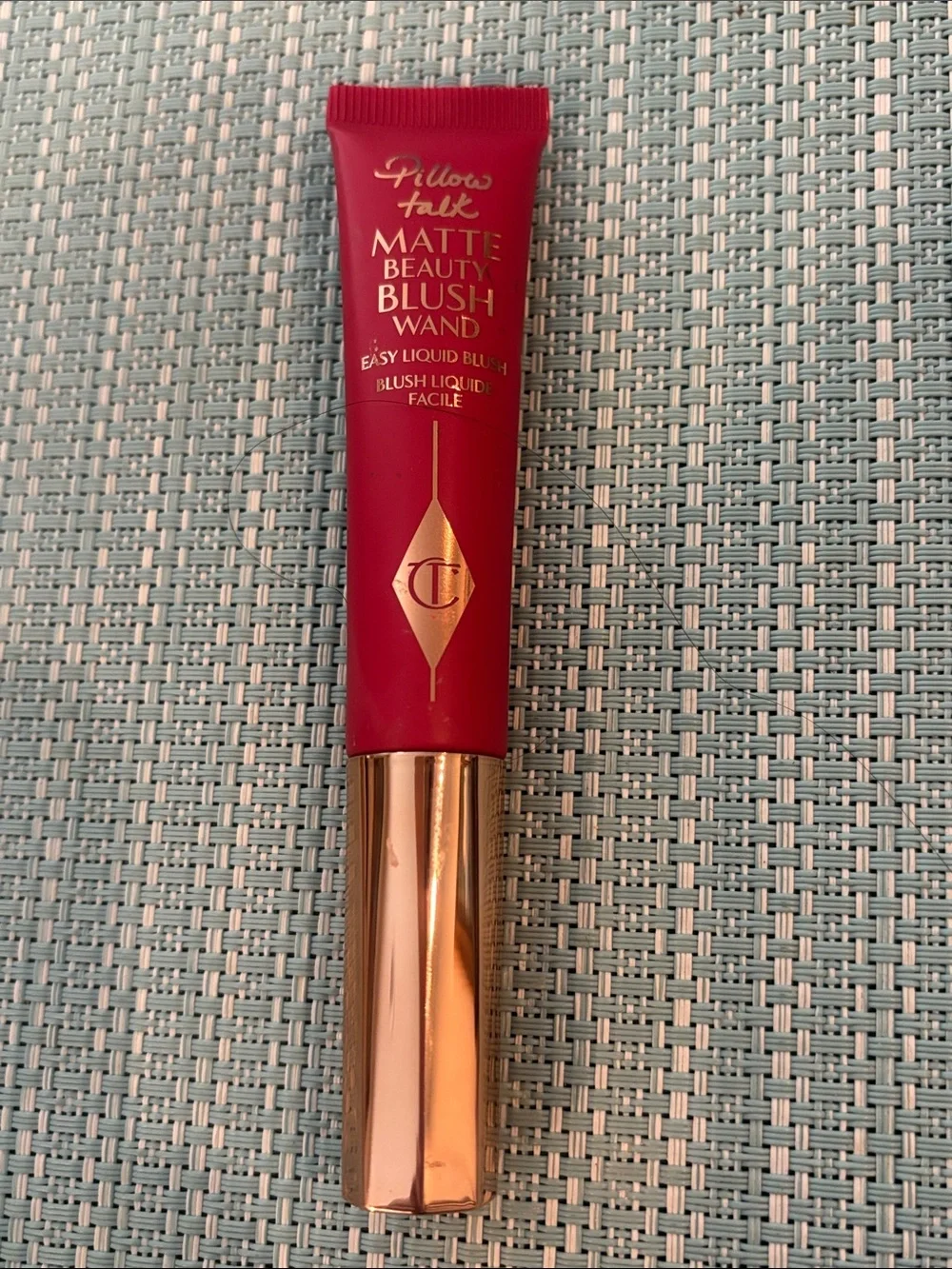 Charlotte Tilbury- Matte Beauty Blush wand “Dream Pop”
